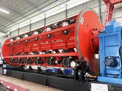 Rigid Strander with Individual Drive